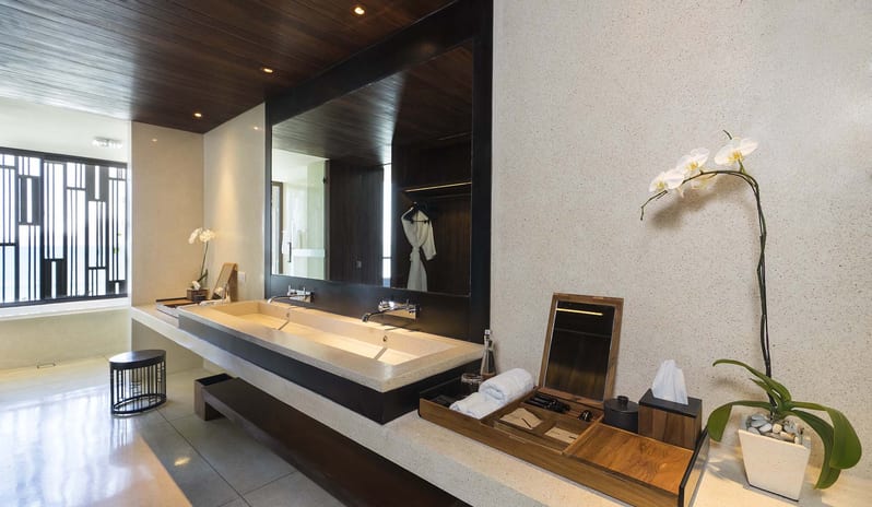 ALILA OCEAN VIEW SUITE BATHROOM